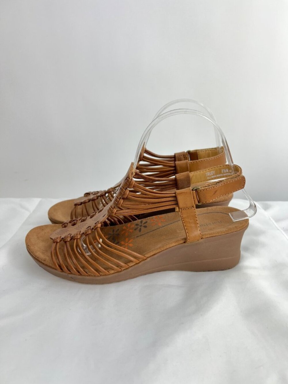 Womens Baretraps Trudy Wedge Sandals Brown Strappy Size 8.5M Comfortable Casual